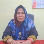 Kepala SDN 01 Pekanbaru, Salmah (foto/riaumaya)